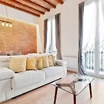 The Collection - Arc De Triomf Luxury Modern 2-bedroom 2-bathroom Apartment