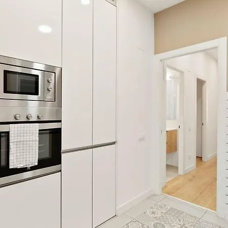 The Collection - Arc De Triomf Luxury Modern 2-bedroom 2-bathroom Apartment Barcelona